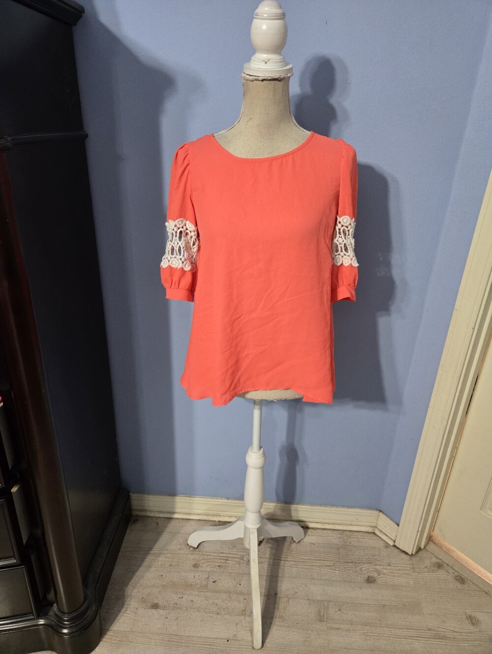 Ya Los Angeles Medium Juniors Top